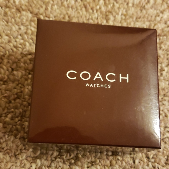 Coach silver ladies watch - Picture 4 of 13